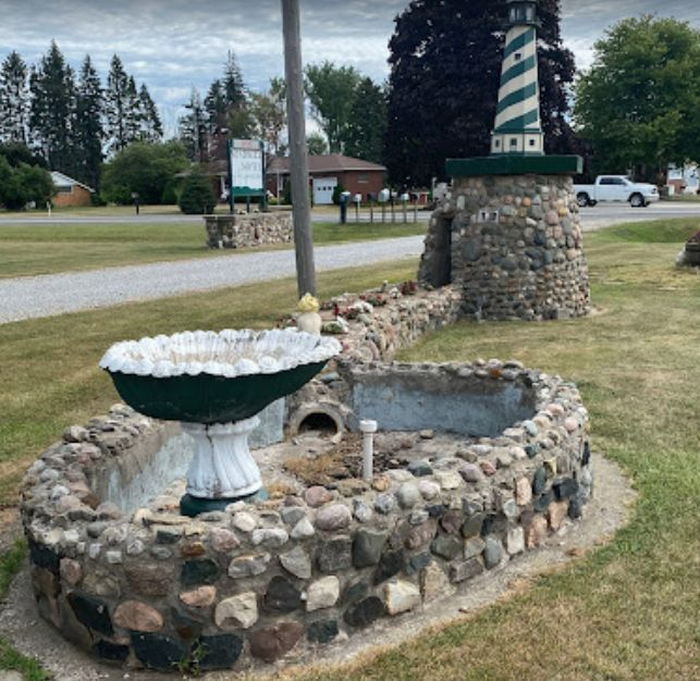 Windmill Motel (Siemen Motel) - Web Listing
